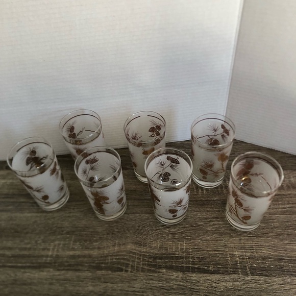 Vtg Libbey Frosted Gold Pinecone Pattern Glasses - Set of Seven - Picture 1 of 13